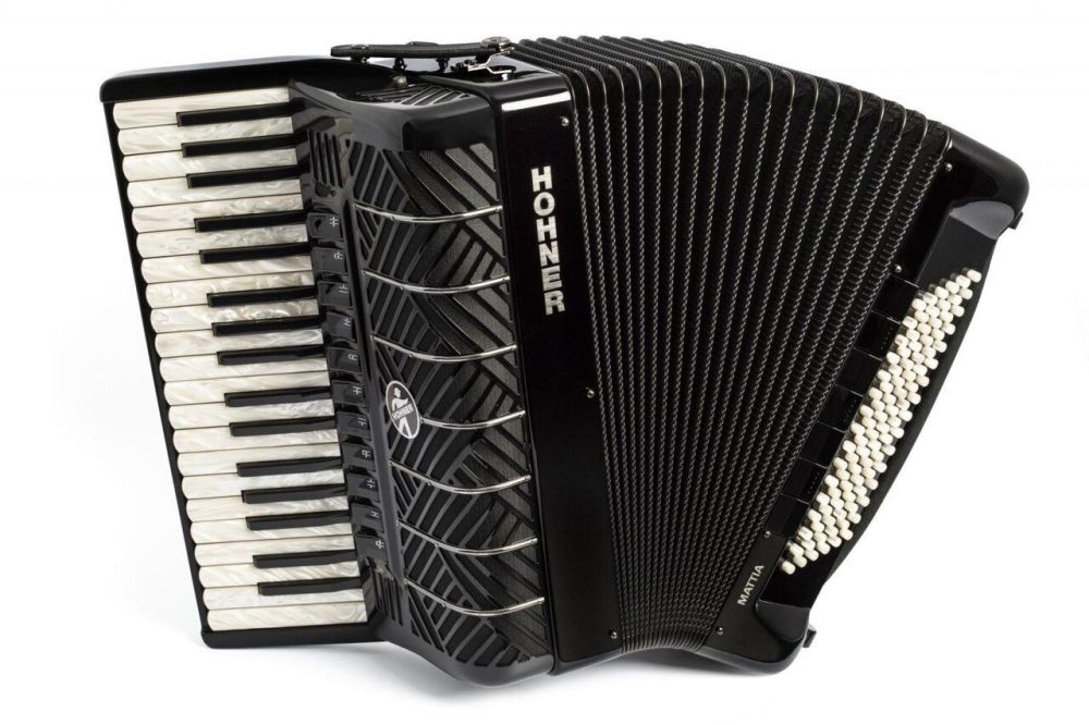 Аккордеон Hohner MATTIA IV 96 BK gun black pearl keys