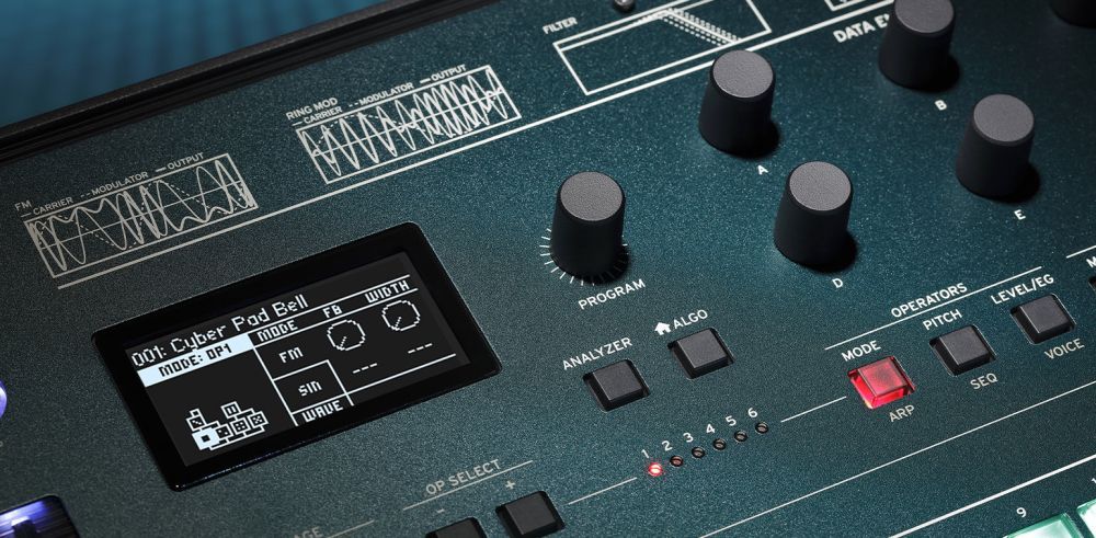 Аналоговый синтезатор Korg OPSIX
