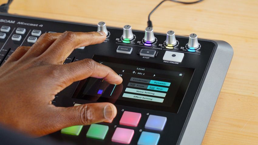 Подкаст станция Tascam MixCast 4